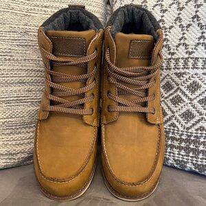 Crown Vintage Brown Lace-Up Boys Boots